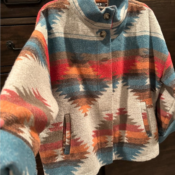 Aztec Patterned Wool-Blend Jacket - Picture 3 of 4